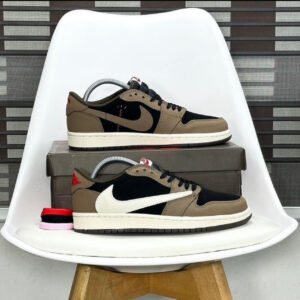 Air Jordan 1 Low OG X Travis Scott