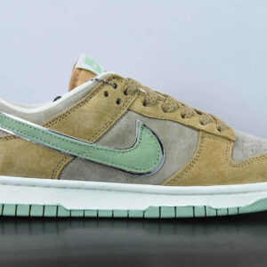 Otomo Katsuhiro X Nike SB Dunk Low