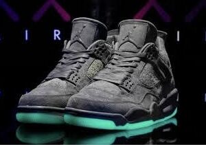 Air Jordan Retro IV X Kaws